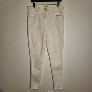 Madewell 10" High-Rise Skinny Jeans size 31 Tall in White Denim